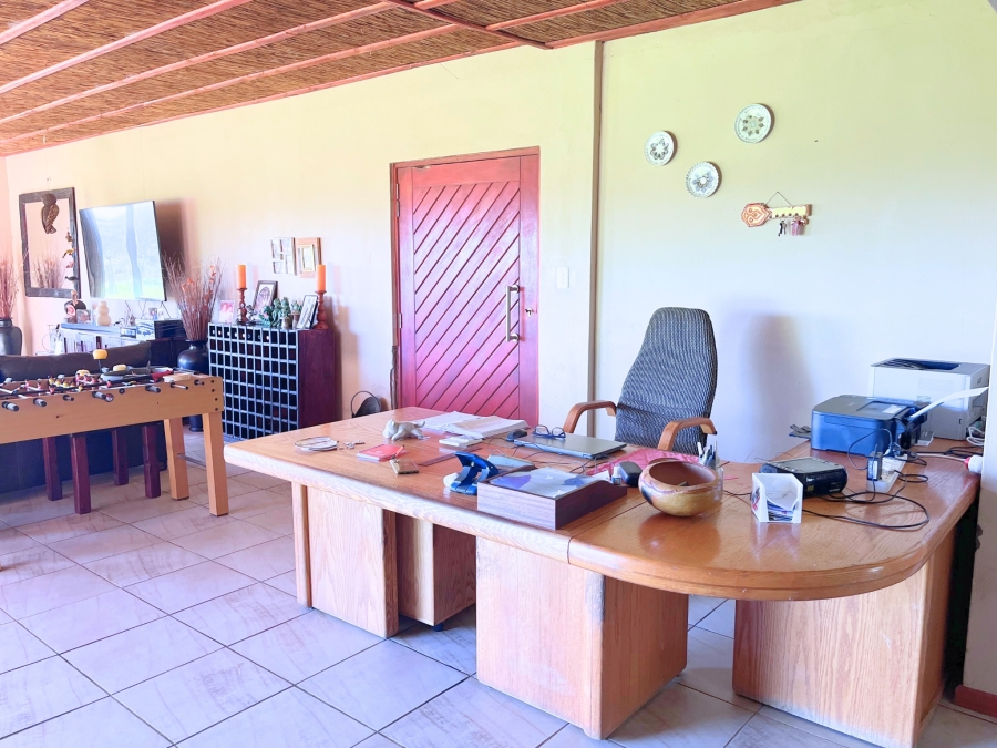 5 Bedroom Property for Sale in Grahamstown Central Eastern Cape